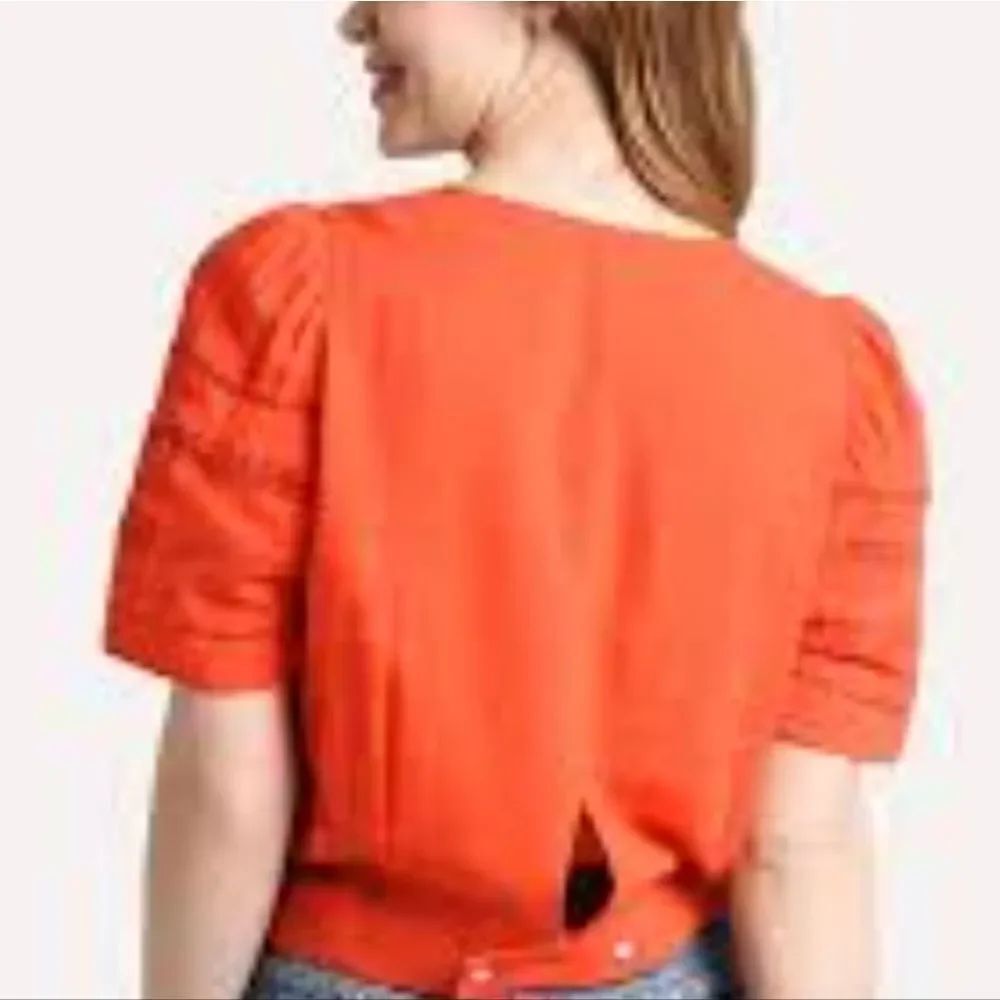 NO BOUNDARIES BRIGHT ORANE CROP TOP